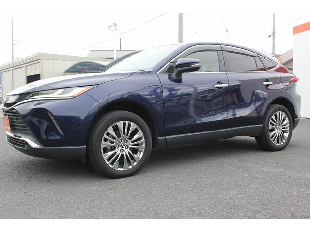 ハリアーハイブリッド Ｚ　禁煙車　パノラミックビューモニター　ＪＢＬサウンド　純正１２．３インチナビ　デジタルインナーミラー　フルセグ　ブラインドスポットモニター　置き充電　フルセグ　アダプティブクルーズコントロール（24枚目）