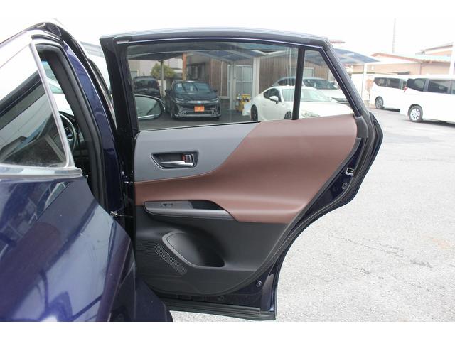 ハリアーハイブリッド Ｚ　禁煙車　パノラミックビューモニター　ＪＢＬサウンド　純正１２．３インチナビ　デジタルインナーミラー　フルセグ　ブラインドスポットモニター　置き充電　フルセグ　アダプティブクルーズコントロール（40枚目）