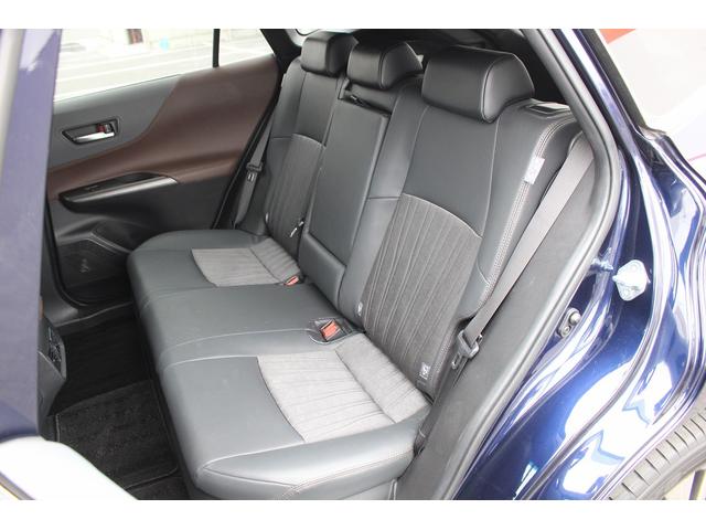 ハリアーハイブリッド Ｚ　禁煙車　パノラミックビューモニター　ＪＢＬサウンド　純正１２．３インチナビ　デジタルインナーミラー　フルセグ　ブラインドスポットモニター　置き充電　フルセグ　アダプティブクルーズコントロール（46枚目）