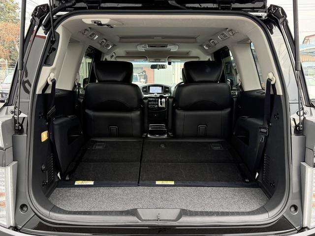 エルグランド ３５０ハイウェイスタープレミアム　禁煙車　１１型フリップダウンモニター　ツインサンルーフ　メモリー＆ヒーター付きレザーシート　両側スライド　衝突軽減ブレーキ　パワーテールゲート　ＡＣ１００Ｖ電源　レーダークルーズ　ビルトインＥＴＣ（40枚目）