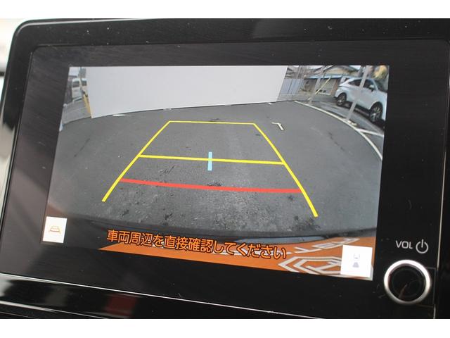 シエンタ ハイブリッドＸ　純正８インチディスプレイ　フルセグ　バックカメラ　１００Ｖ電源　電動スライドドア　衝突軽減ブレーキ　運転支援システム　レーダークルーズ　オートハイビーム　純正ビルトインＥＴＣ２．０　ＵＳＢ端子（4枚目）