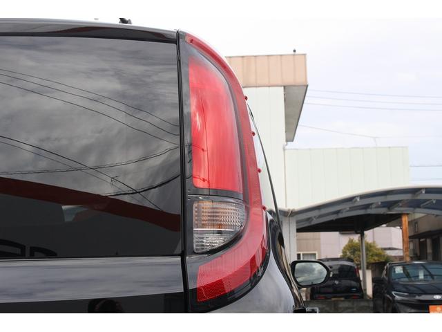 シエンタ ハイブリッドＸ　純正８インチディスプレイ　フルセグ　バックカメラ　１００Ｖ電源　電動スライドドア　衝突軽減ブレーキ　運転支援システム　レーダークルーズ　オートハイビーム　純正ビルトインＥＴＣ２．０　ＵＳＢ端子（13枚目）