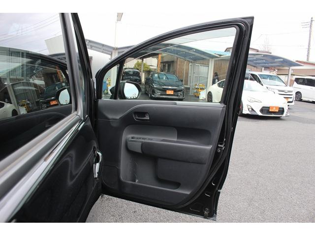 シエンタ ハイブリッドＸ　純正８インチディスプレイ　フルセグ　バックカメラ　１００Ｖ電源　電動スライドドア　衝突軽減ブレーキ　運転支援システム　レーダークルーズ　オートハイビーム　純正ビルトインＥＴＣ２．０　ＵＳＢ端子（36枚目）