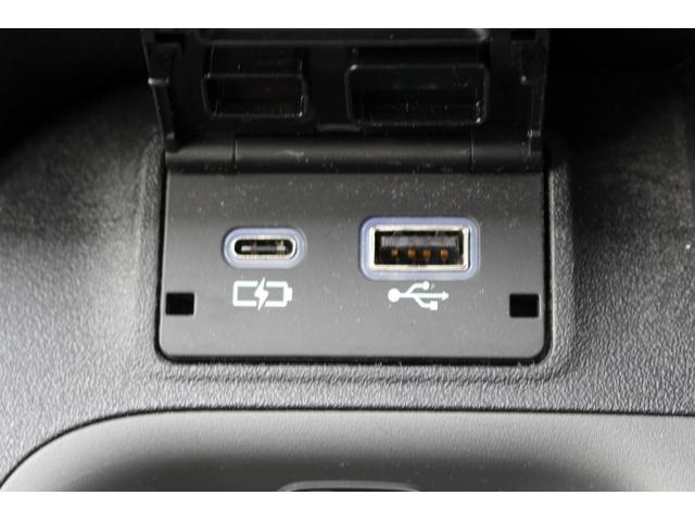 シエンタ ハイブリッドＸ　純正８インチディスプレイ　フルセグ　バックカメラ　１００Ｖ電源　電動スライドドア　衝突軽減ブレーキ　運転支援システム　レーダークルーズ　オートハイビーム　純正ビルトインＥＴＣ２．０　ＵＳＢ端子（58枚目）