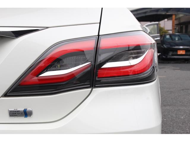 クラウンハイブリッド Ｓ　エレガンススタイル　純正８型ナビ　バックカメラ　フルセグ　アダプティブクルーズコントロール　衝突軽減ブレーキ　運転支援システム　パワーシート　シートヒーター　純正ビルトインＥＴＣ２．０　純正１８インチアルミホイール（15枚目）