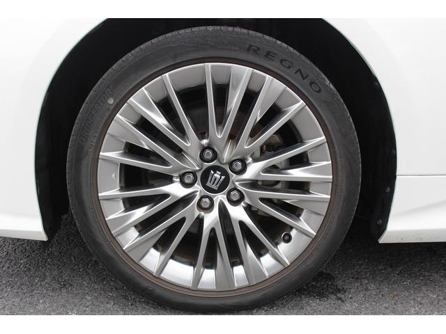クラウンハイブリッド Ｓ　エレガンススタイル　純正８型ナビ　バックカメラ　フルセグ　アダプティブクルーズコントロール　衝突軽減ブレーキ　運転支援システム　パワーシート　シートヒーター　純正ビルトインＥＴＣ２．０　純正１８インチアルミホイール（22枚目）