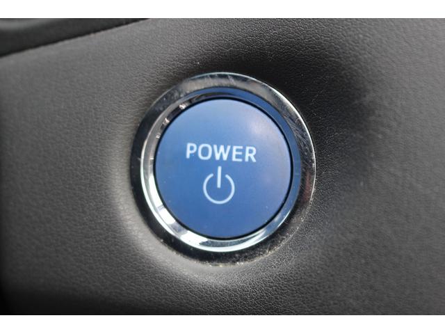 クラウンハイブリッド Ｓ　エレガンススタイル　純正８型ナビ　バックカメラ　フルセグ　アダプティブクルーズコントロール　衝突軽減ブレーキ　運転支援システム　パワーシート　シートヒーター　純正ビルトインＥＴＣ２．０　純正１８インチアルミホイール（47枚目）