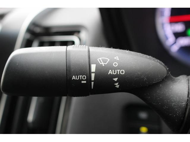 クラウンハイブリッド Ｓ　エレガンススタイル　純正８型ナビ　バックカメラ　フルセグ　アダプティブクルーズコントロール　衝突軽減ブレーキ　運転支援システム　パワーシート　シートヒーター　純正ビルトインＥＴＣ２．０　純正１８インチアルミホイール（53枚目）