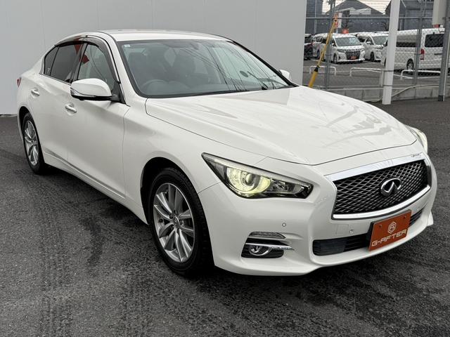 スカイライン ２００ＧＴ－ｔタイプＰ　禁煙車　純正８インチナビ　フルセグ　アラウンドビューカメラ　黒革シート　メモリ付きパワーシート　衝突軽減ブレーキ　運転支援システム　アダプティブクルーズコントロール　パーキングサポート　シートヒーター（21枚目）