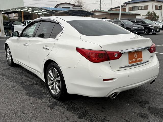 スカイライン ２００ＧＴ－ｔタイプＰ　禁煙車　純正８インチナビ　フルセグ　アラウンドビューカメラ　黒革シート　メモリ付きパワーシート　衝突軽減ブレーキ　運転支援システム　アダプティブクルーズコントロール　パーキングサポート　シートヒーター（23枚目）