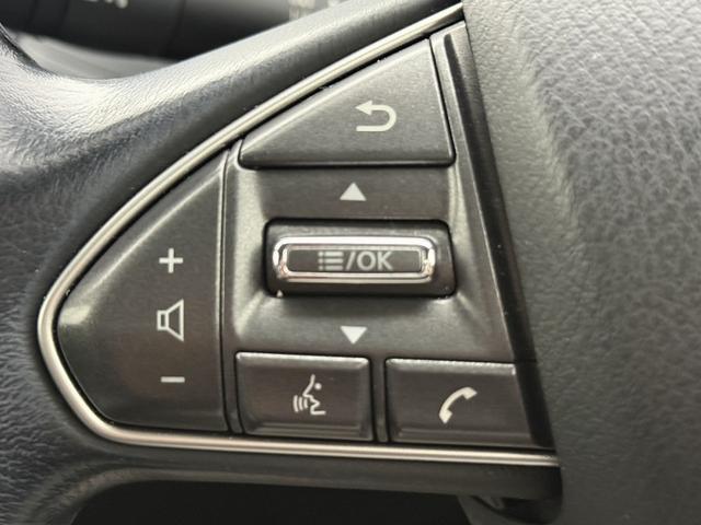 スカイライン ２００ＧＴ－ｔタイプＰ　禁煙車　純正８インチナビ　フルセグ　アラウンドビューカメラ　黒革シート　メモリ付きパワーシート　衝突軽減ブレーキ　運転支援システム　アダプティブクルーズコントロール　パーキングサポート　シートヒーター（50枚目）