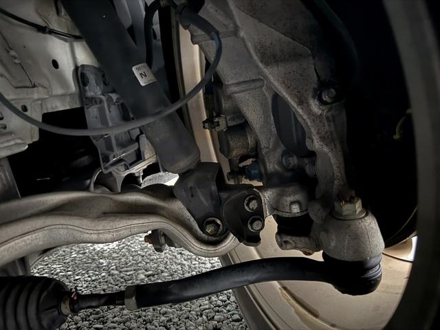 スカイライン ２００ＧＴ－ｔタイプＰ　禁煙車　純正８インチナビ　フルセグ　アラウンドビューカメラ　黒革シート　メモリ付きパワーシート　衝突軽減ブレーキ　運転支援システム　アダプティブクルーズコントロール　パーキングサポート　シートヒーター（69枚目）