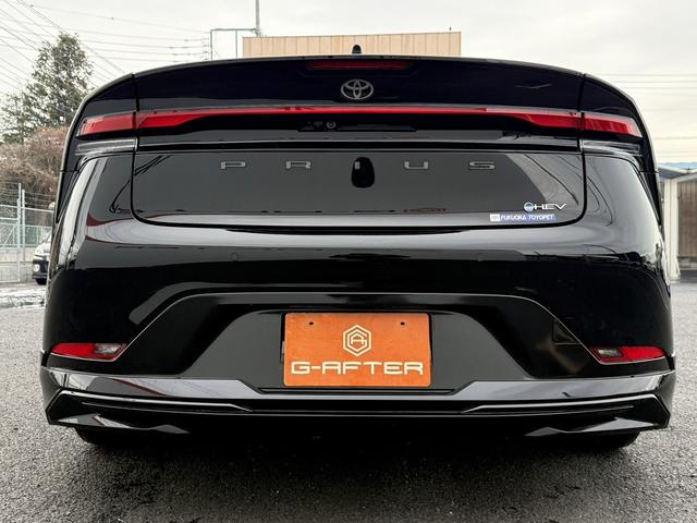 プリウス Ｚ　禁煙車　パノラマルーフ　デジタルインナーミラー　モデリスタエアロ　黒革シート　ＡＣ１００Ｖ電源　純正１２．３型ディスプレイオーディオ　地デジ　パノラミックビューカメラ　衝突軽減　レーダークルーズ（10枚目）