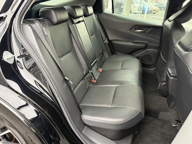 プリウス Ｚ　禁煙車　パノラマルーフ　デジタルインナーミラー　モデリスタエアロ　黒革シート　ＡＣ１００Ｖ電源　純正１２．３型ディスプレイオーディオ　地デジ　パノラミックビューカメラ　衝突軽減　レーダークルーズ（16枚目）