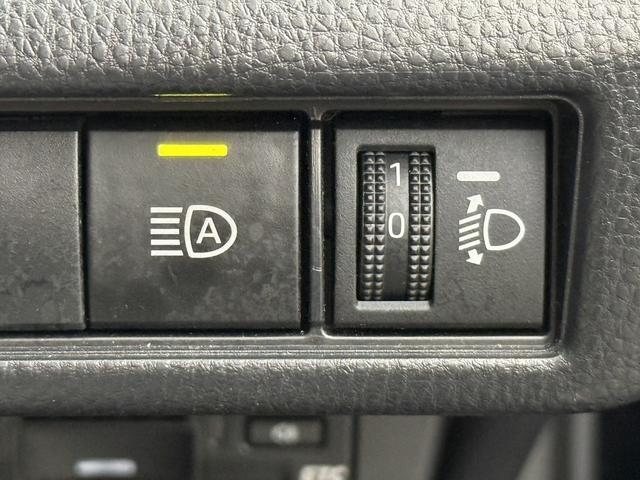 プリウス Ｚ　禁煙車　パノラマルーフ　デジタルインナーミラー　モデリスタエアロ　黒革シート　ＡＣ１００Ｖ電源　純正１２．３型ディスプレイオーディオ　地デジ　パノラミックビューカメラ　衝突軽減　レーダークルーズ（63枚目）