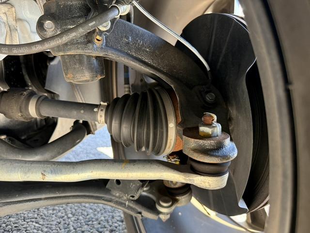 ＺＲ－Ｖ ｅ：ＨＥＶ　Ｚ　禁煙車　ヒーター付きパワーシート　純正９インチナビ　フルセグ　全方位カメラ　運転支援システム　衝突軽減ブレーキ　ステアリングヒーター　パワーバックドア　後退時アラート　パドルシフト　ワイヤレス充電器（76枚目）