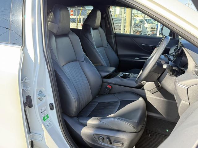 ハリアーハイブリッド Ｇ　禁煙車　純正８インチディスプレイ　衝突軽減ブレーキ　運転支援システム　デジタルインナーミラー　ＡＣ１００Ｖ電源　オートハイビーム　ホールドブレーキ　ロードサインアシスト　コーナーセンサー　ＥＴＣ（15枚目）