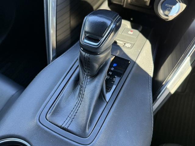 ハリアーハイブリッド Ｇ　禁煙車　純正８インチディスプレイ　衝突軽減ブレーキ　運転支援システム　デジタルインナーミラー　ＡＣ１００Ｖ電源　オートハイビーム　ホールドブレーキ　ロードサインアシスト　コーナーセンサー　ＥＴＣ（56枚目）