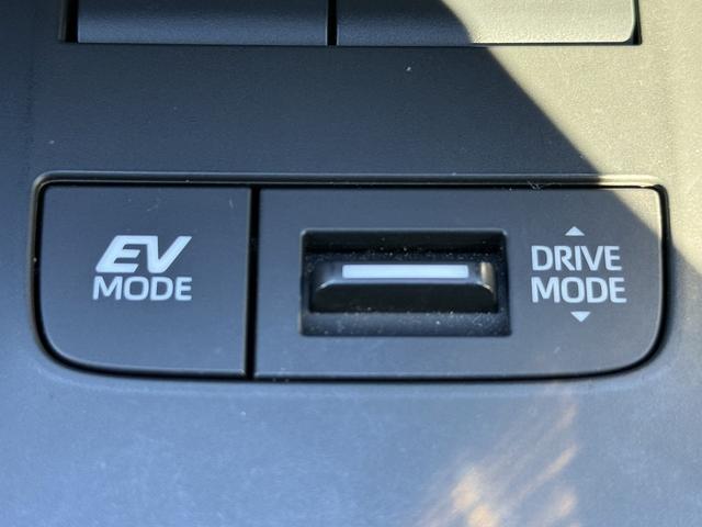 ハリアーハイブリッド Ｇ　禁煙車　純正８インチディスプレイ　衝突軽減ブレーキ　運転支援システム　デジタルインナーミラー　ＡＣ１００Ｖ電源　オートハイビーム　ホールドブレーキ　ロードサインアシスト　コーナーセンサー　ＥＴＣ（58枚目）