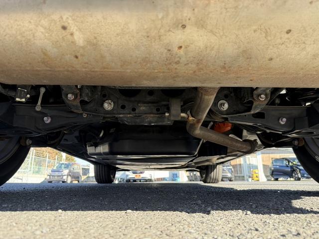 ハリアーハイブリッド Ｇ　禁煙車　純正８インチディスプレイ　衝突軽減ブレーキ　運転支援システム　デジタルインナーミラー　ＡＣ１００Ｖ電源　オートハイビーム　ホールドブレーキ　ロードサインアシスト　コーナーセンサー　ＥＴＣ（72枚目）