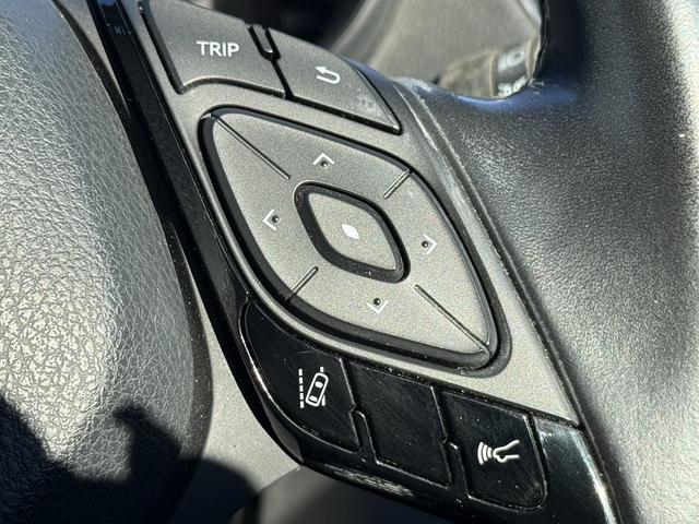 C-HR G 禁煙車 1オーナー 純正9インチナビ フルセグ プリクラッシュセーフティ バックカメラ ビルトインETC アダプティブクルーズコントロール シートヒーター ブラインドスポットモニター(5枚目)