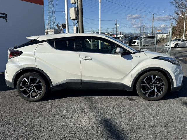 C-HR G 禁煙車 1オーナー 純正9インチナビ フルセグ プリクラッシュセーフティ バックカメラ ビルトインETC アダプティブクルーズコントロール シートヒーター ブラインドスポットモニター(9枚目)