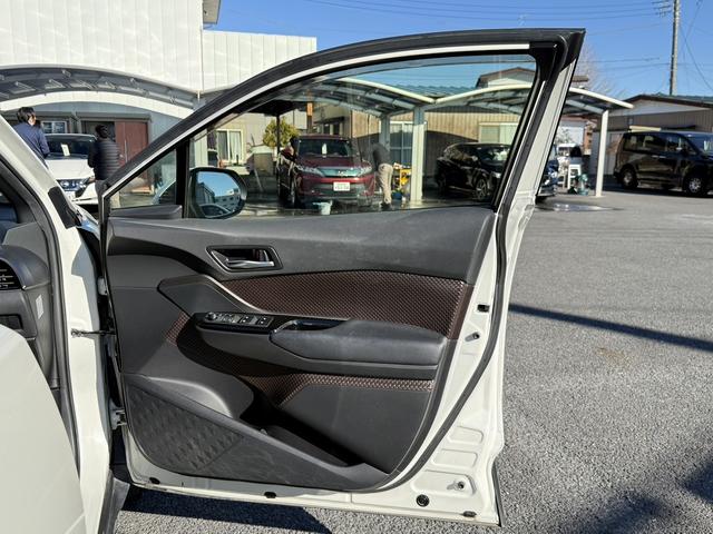 C-HR G 禁煙車 1オーナー 純正9インチナビ フルセグ プリクラッシュセーフティ バックカメラ ビルトインETC アダプティブクルーズコントロール シートヒーター ブラインドスポットモニター(37枚目)