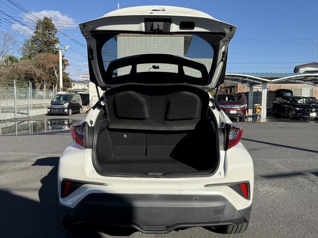 C-HR G 禁煙車 1オーナー 純正9インチナビ フルセグ プリクラッシュセーフティ バックカメラ ビルトインETC アダプティブクルーズコントロール シートヒーター ブラインドスポットモニター(39枚目)