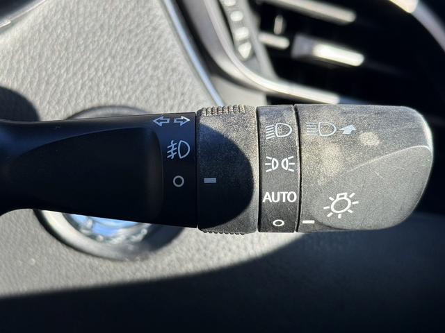 C-HR G 禁煙車 1オーナー 純正9インチナビ フルセグ プリクラッシュセーフティ バックカメラ ビルトインETC アダプティブクルーズコントロール シートヒーター ブラインドスポットモニター(53枚目)