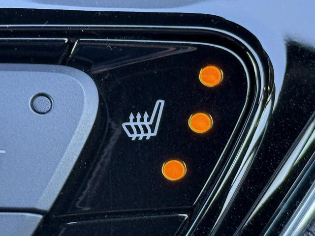 C-HR G 禁煙車 1オーナー 純正9インチナビ フルセグ プリクラッシュセーフティ バックカメラ ビルトインETC アダプティブクルーズコントロール シートヒーター ブラインドスポットモニター(56枚目)