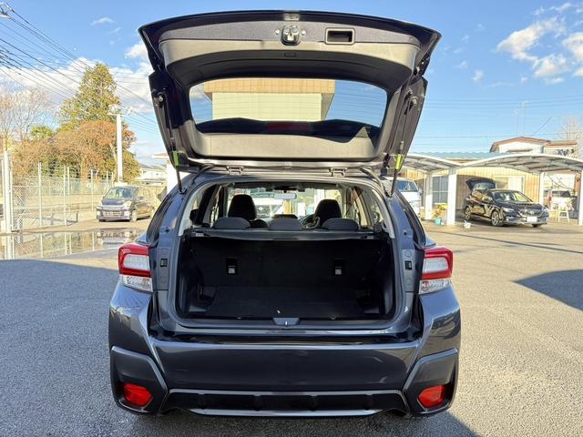 ＸＶ ２．０ｉ－Ｌ　アイサイト　禁煙車　ルーフレールシャークアンテナ　フルセグ　バックカメラ　衝突軽減ブレーキ　運転支援システム　ブラインドスポットモニター　レーダークルーズ　ｎａｎｏｅ搭載　オレンジ刺繍革巻きハンドル＆シート（17枚目）