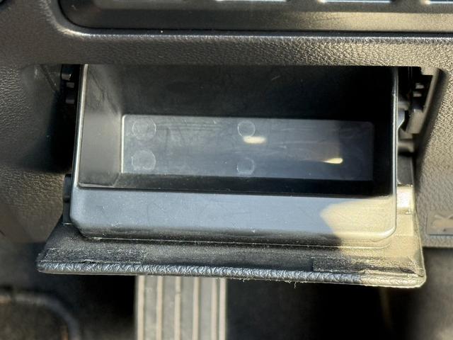 ＸＶ ２．０ｉ－Ｌ　アイサイト　禁煙車　ルーフレールシャークアンテナ　フルセグ　バックカメラ　衝突軽減ブレーキ　運転支援システム　ブラインドスポットモニター　レーダークルーズ　ｎａｎｏｅ搭載　オレンジ刺繍革巻きハンドル＆シート（58枚目）