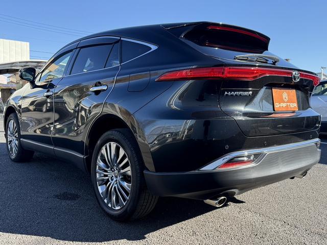 ハリアー Ｚ　禁煙車　純正ＪＢＬ１２．３インチナビ　３６０度カメラ　フルセグ　ワイヤレス充電　ブラウンレザー内装　運転支援　衝突軽減　ヘッドアップディスプレイ　ＢＳＭ　Ｐシート　パワーリアゲート　レーダークルーズ（23枚目）