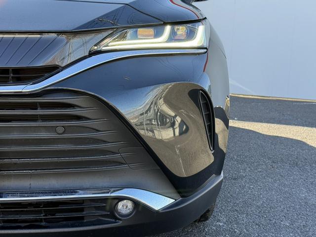 ハリアー Ｚ　禁煙車　純正ＪＢＬ１２．３インチナビ　３６０度カメラ　フルセグ　ワイヤレス充電　ブラウンレザー内装　運転支援　衝突軽減　ヘッドアップディスプレイ　ＢＳＭ　Ｐシート　パワーリアゲート　レーダークルーズ（26枚目）