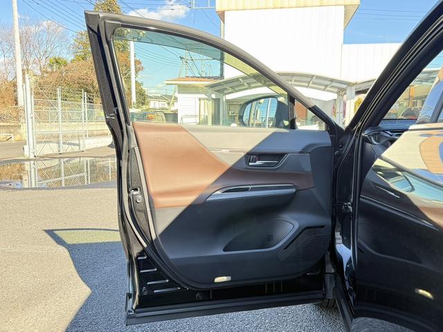 ハリアー Ｚ　禁煙車　純正ＪＢＬ１２．３インチナビ　３６０度カメラ　フルセグ　ワイヤレス充電　ブラウンレザー内装　運転支援　衝突軽減　ヘッドアップディスプレイ　ＢＳＭ　Ｐシート　パワーリアゲート　レーダークルーズ（41枚目）