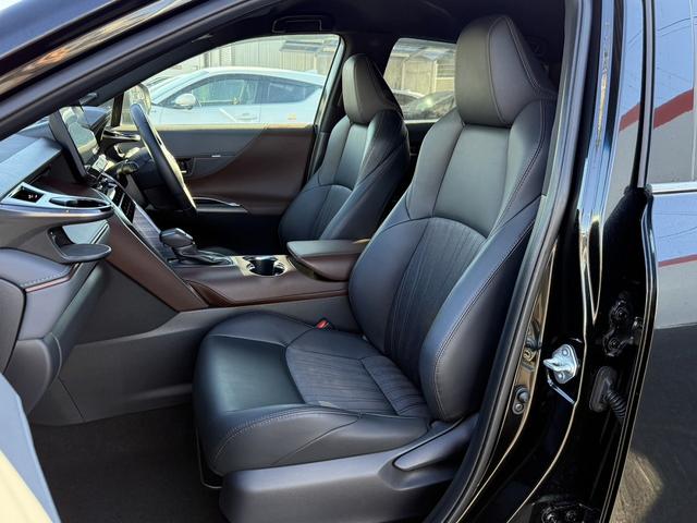 ハリアー Ｚ　禁煙車　純正ＪＢＬ１２．３インチナビ　３６０度カメラ　フルセグ　ワイヤレス充電　ブラウンレザー内装　運転支援　衝突軽減　ヘッドアップディスプレイ　ＢＳＭ　Ｐシート　パワーリアゲート　レーダークルーズ（46枚目）