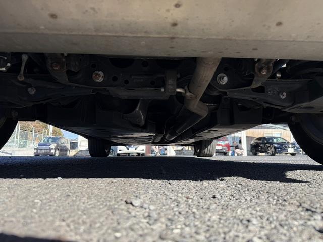 ハリアー Ｚ　禁煙車　純正ＪＢＬ１２．３インチナビ　３６０度カメラ　フルセグ　ワイヤレス充電　ブラウンレザー内装　運転支援　衝突軽減　ヘッドアップディスプレイ　ＢＳＭ　Ｐシート　パワーリアゲート　レーダークルーズ（76枚目）