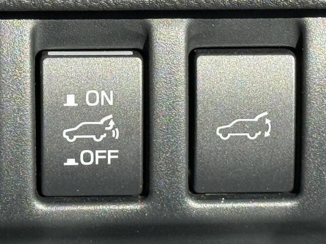 レヴォーグ ＳＴＩスポーツ　ＥＸ　純正１１．６インチナビ　フルセグ　フロントサイドバックカメラ　メモリー＆ヒーター付き電動付き赤黒革シート　パワーテールゲート　運転支援　衝突軽減　レーダークルーズ　ドライバーモニタリングシステム（7枚目）