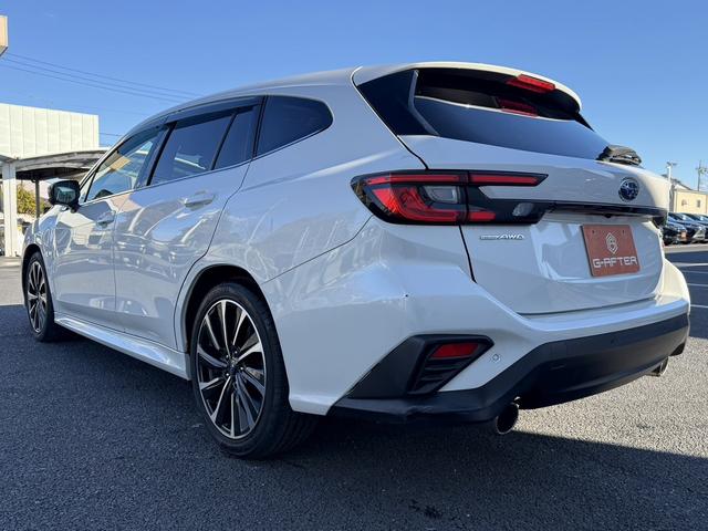 レヴォーグ ＳＴＩスポーツ　ＥＸ　純正１１．６インチナビ　フルセグ　フロントサイドバックカメラ　メモリー＆ヒーター付き電動付き赤黒革シート　パワーテールゲート　運転支援　衝突軽減　レーダークルーズ　ドライバーモニタリングシステム（23枚目）