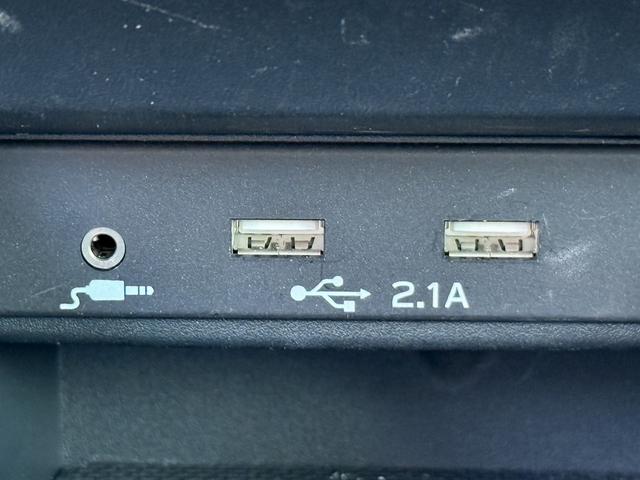 レヴォーグ ＳＴＩスポーツ　ＥＸ　純正１１．６インチナビ　フルセグ　フロントサイドバックカメラ　メモリー＆ヒーター付き電動付き赤黒革シート　パワーテールゲート　運転支援　衝突軽減　レーダークルーズ　ドライバーモニタリングシステム（59枚目）