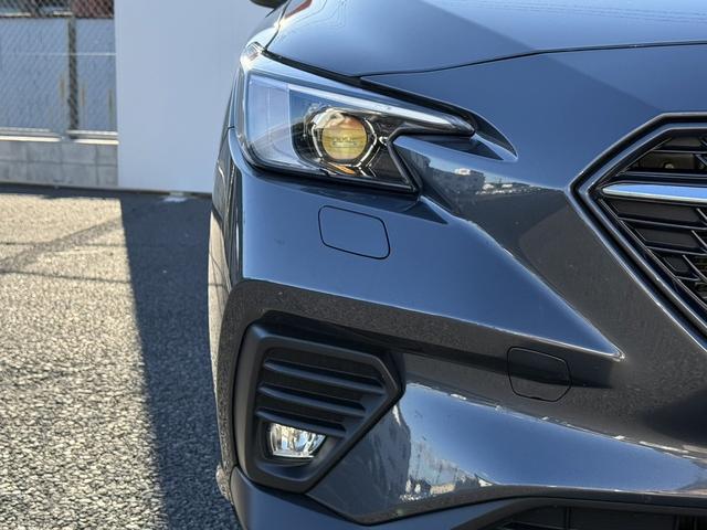 レヴォーグ ＧＴ　禁煙車　純正９インチディスプレイ　フルセグ　バックカメラ　衝突軽減ブレーキ　運転支援システム　ヒーター付きパワーシート　レーダークルーズ　ステアリング連動ヘッドランプシステム　ホールド付きブレーキ（25枚目）