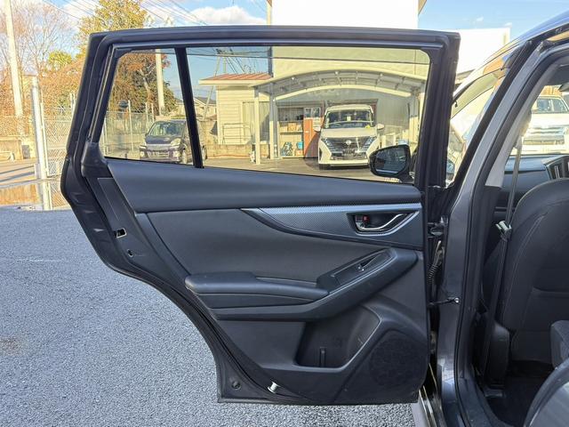 レヴォーグ ＧＴ　禁煙車　純正９インチディスプレイ　フルセグ　バックカメラ　衝突軽減ブレーキ　運転支援システム　ヒーター付きパワーシート　レーダークルーズ　ステアリング連動ヘッドランプシステム　ホールド付きブレーキ（42枚目）