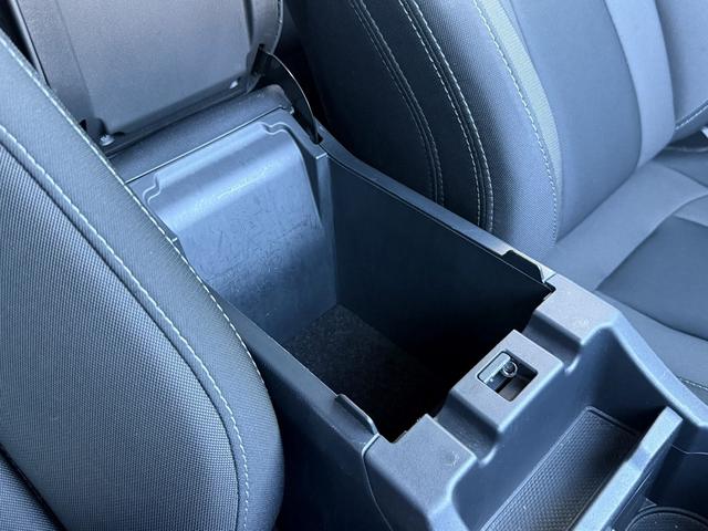 レヴォーグ ＧＴ　禁煙車　純正９インチディスプレイ　フルセグ　バックカメラ　衝突軽減ブレーキ　運転支援システム　ヒーター付きパワーシート　レーダークルーズ　ステアリング連動ヘッドランプシステム　ホールド付きブレーキ（68枚目）