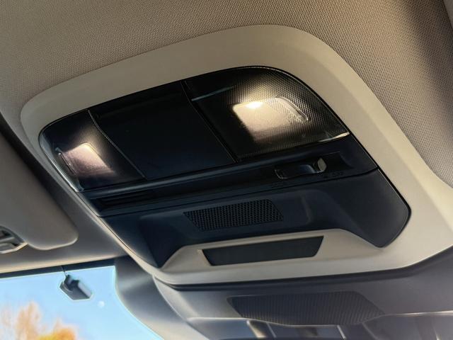 レヴォーグ ＧＴ　禁煙車　純正９インチディスプレイ　フルセグ　バックカメラ　衝突軽減ブレーキ　運転支援システム　ヒーター付きパワーシート　レーダークルーズ　ステアリング連動ヘッドランプシステム　ホールド付きブレーキ（71枚目）