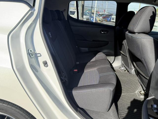 リーフ Ｘ　ワンオーナー　純正ナビ　フルセグ　３６０度カメラ　純正１７ＡＷ　ＬＥＤライト　ステアリング＆シートヒーター　パーキングアシスト　運転支援システム　衝突軽減ブレーキ　コーナーセンサー　ビルドインＥＴＣ（44枚目）