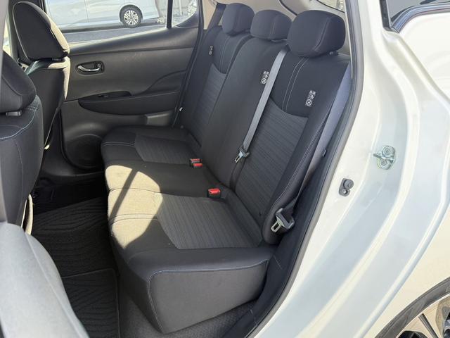 リーフ Ｘ　ワンオーナー　純正ナビ　フルセグ　３６０度カメラ　純正１７ＡＷ　ＬＥＤライト　ステアリング＆シートヒーター　パーキングアシスト　運転支援システム　衝突軽減ブレーキ　コーナーセンサー　ビルドインＥＴＣ（48枚目）