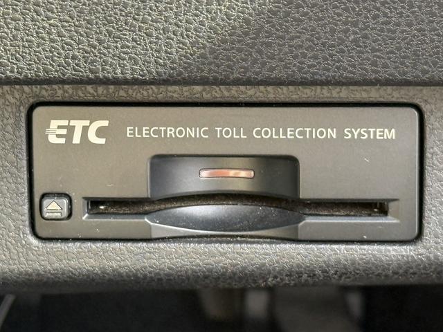 リーフ Ｘ　ワンオーナー　純正ナビ　フルセグ　３６０度カメラ　純正１７ＡＷ　ＬＥＤライト　ステアリング＆シートヒーター　パーキングアシスト　運転支援システム　衝突軽減ブレーキ　コーナーセンサー　ビルドインＥＴＣ（57枚目）