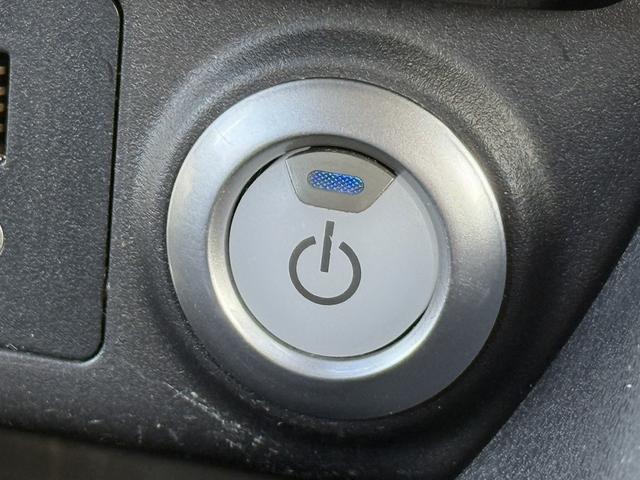 リーフ Ｘ　ワンオーナー　純正ナビ　フルセグ　３６０度カメラ　純正１７ＡＷ　ＬＥＤライト　ステアリング＆シートヒーター　パーキングアシスト　運転支援システム　衝突軽減ブレーキ　コーナーセンサー　ビルドインＥＴＣ（58枚目）