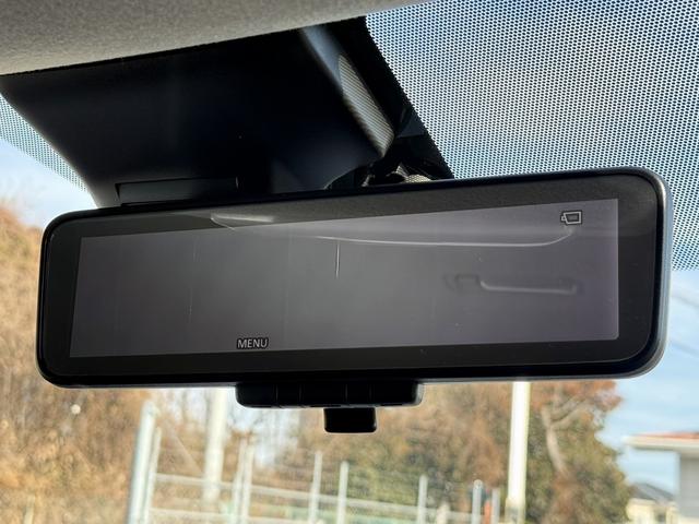 リーフ Ｘ　ワンオーナー　純正ナビ　フルセグ　３６０度カメラ　純正１７ＡＷ　ＬＥＤライト　ステアリング＆シートヒーター　パーキングアシスト　運転支援システム　衝突軽減ブレーキ　コーナーセンサー　ビルドインＥＴＣ（67枚目）