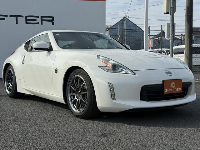 フェアレディＺ ベースグレード　禁煙車　６速ＭＴ　純正ナビ　フルセグ　バックカメラ　ＨＩＤオートライト　フォグライト　Ｂｌｕｅｔｏｏｔｈ接続　ミュージックサーバー　ＣＤ＆ＤＶＤ再生　ハンズフリー通話　横滑り防止　ステアリングスイッチ（21枚目）